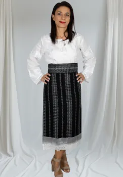 Costum Catrinta si Brau Mioara 6 imagine