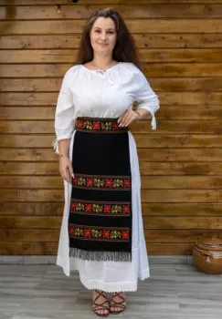 Costum IE Fusta Brau si 2 Fote Filipa imagine