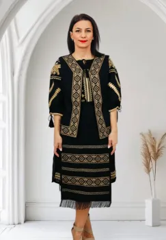 Costum Traditional Vesta si Fote Olguta 2 imagine