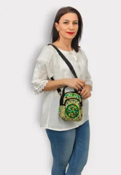 Geanta brodata traditional 10 imagine