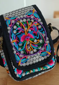 Geanta brodata traditional 13 imagine