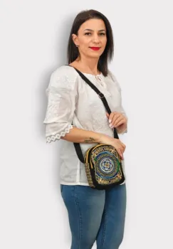 Geanta brodata traditional 3 imagine