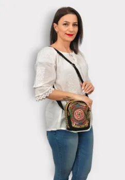 Geanta brodata traditional 4 imagine