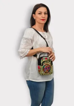 Geanta brodata traditional 9 imagine