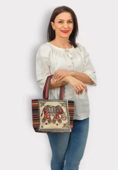 Geanta cu imprimeu 6 imagine