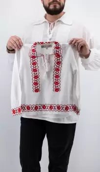 Ie traditionala baieti Costinel imagine