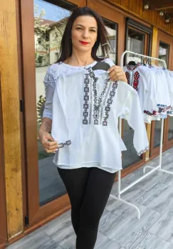 Ie traditionala baieti Dorian imagine