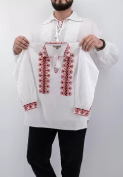 Ie traditionala baieti Mircea 4 imagine