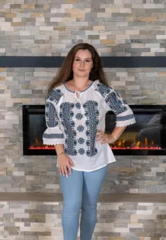 Ie Traditionala Bianca imagine