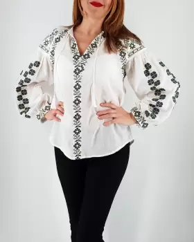 Ie Traditionala Cristina imagine