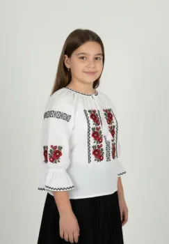 Ie traditionala fetite Silvia 4 imagine