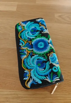 Portofel cu motive traditionale 19 imagine