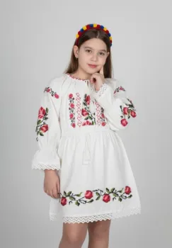 Rochie traditionala fetite Andrea 5 imagine