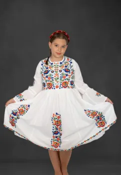 Rochie traditionala fetite Fiorela 11 imagine