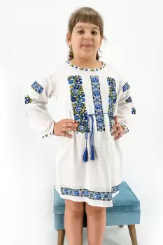 Rochie traditionala fetite Maria 10 imagine