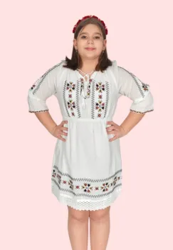 Rochie traditionala fetite Raluca imagine