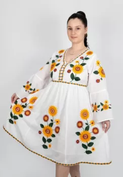 Rochie Traditionala Flora 3 imagine