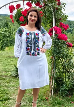 Rochie Traditionala Ianina imagine