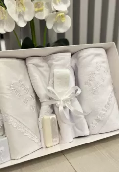 Trusou Botez Fetite 15 imagine