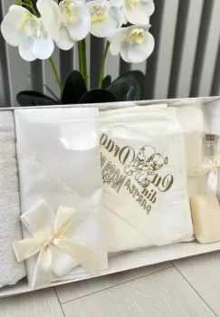 Trusou Botez Fetite 7 imagine