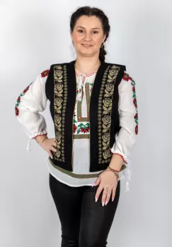 Vesta brodata cu model traditional Alina 15 imagine