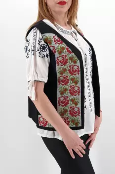 Vesta brodata cu model traditional Ancuta imagine