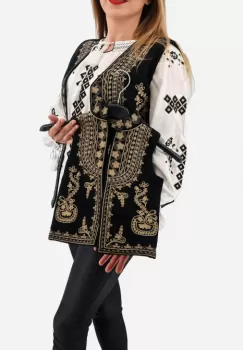 Vesta brodata cu model traditional Angelica 3 imagine