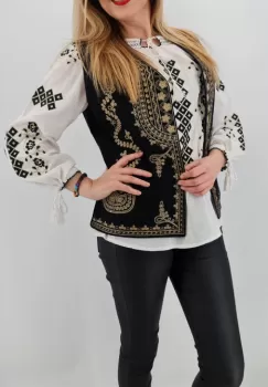 Vesta brodata cu model traditional Angelica 3 imagine