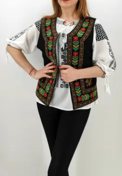 Vesta brodata cu model traditional Cerasela 2 imagine