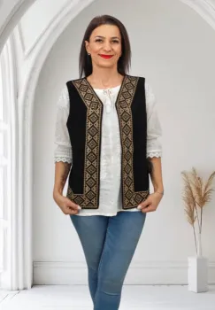 Vesta brodata traditional Olguta 2 imagine