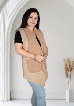 Vesta cu Blanita 2 imagine