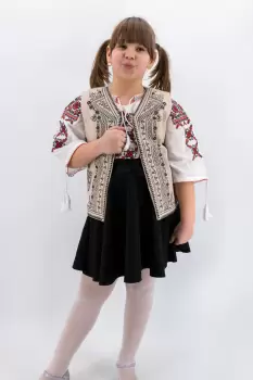 Vesta traditionala fetita Olivia 3 imagine