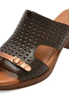 Papuci FLAVIA PASSINI maro, 13131, din piele naturala imagine