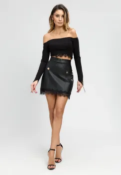 Fusta scurta neagra din piele eco accesorizata cu dantela imagine
