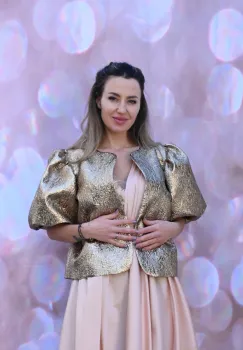 Jacheta din brocard cu umeri bufanti imagine