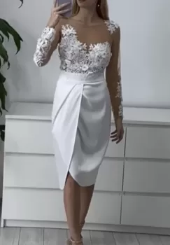Rochie de ocazie alba din tafta cu partea superioara lucrata din broderie pretioasa cu perle si flori 3D cu pietre imagine