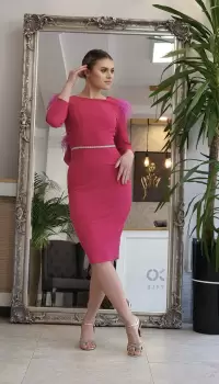 Rochie de ocazie conica de lungime midi prevazuta cu pene imagine