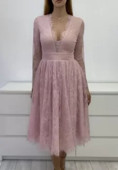 Rochie de ocazie din dantela cu croiala in clos imagine