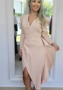 Rochie eleganta bej cu aspect petrecut si volan imagine