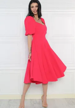 Rochie eleganta clos fucsia cu buzunare laterale confectionata din material vaporos imagine