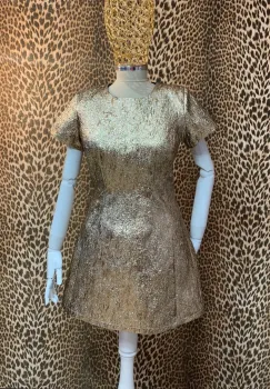 Rochie eleganta din brocard cu croi cambrat imagine