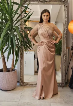 Rochie eleganta din tafta cu slit pe picior si broderie pretioasa imagine