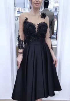 Rochie eleganta din tafta prevazuta cu broderie florala si perle imagine