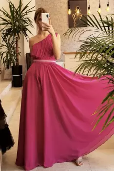 Rochie eleganta din voal de culoare fucsia imagine