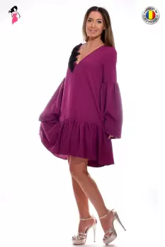 Rochie eleganta mov cu volane si broderie neagra imagine