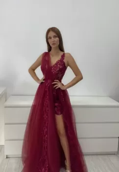 Rochie grena lunga de tull cu broderie pretioasa imagine