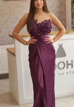 Rochie lunga de ocazie din tafta mov cu partea superioara din broderie florala 3D imagine