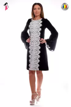 Rochie neagra eleganta dreapta cu maneci clopot imagine