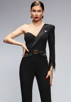 Salopeta de ocazie neagra prevazuta cu o maneca si pene imagine