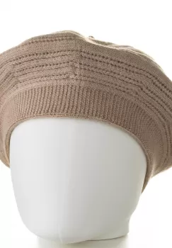 Bereta bej cu model gen tricotaj cu cercuri concentrice, din lana imagine
